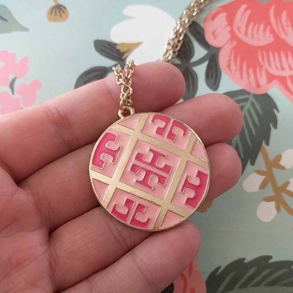 Long nwot pink pendant necklace gold